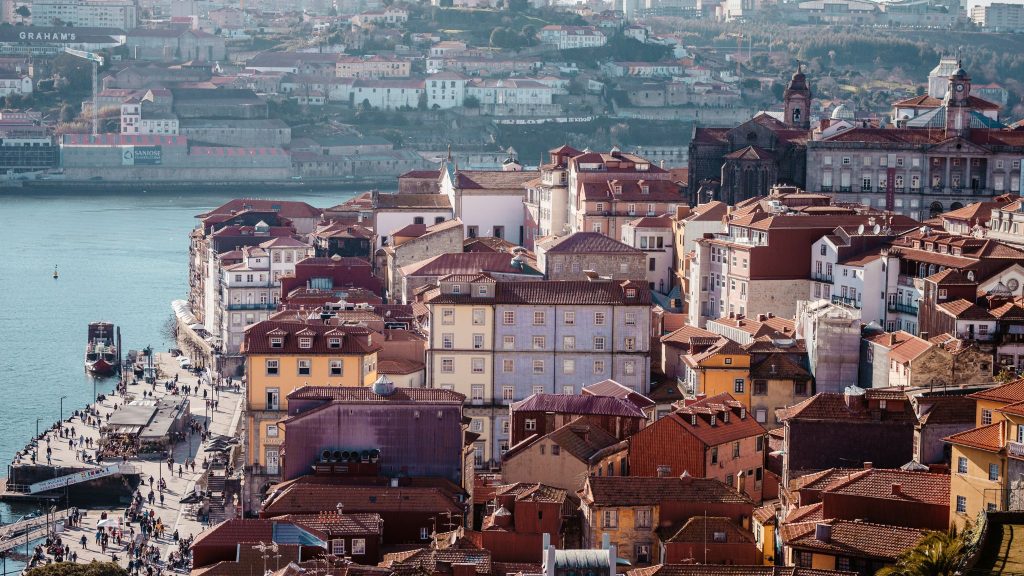 Portugal for Digital Nomads: The Ideal Destination for Remote Workers 4 Porto digital nomads