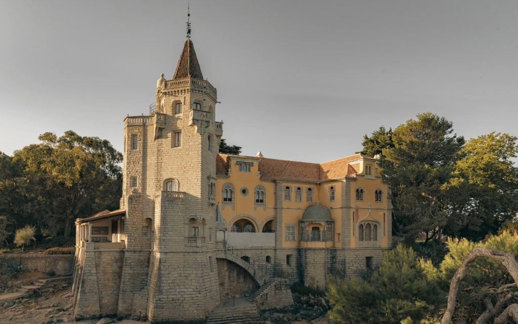 Museu Condes de Castro Guimarães